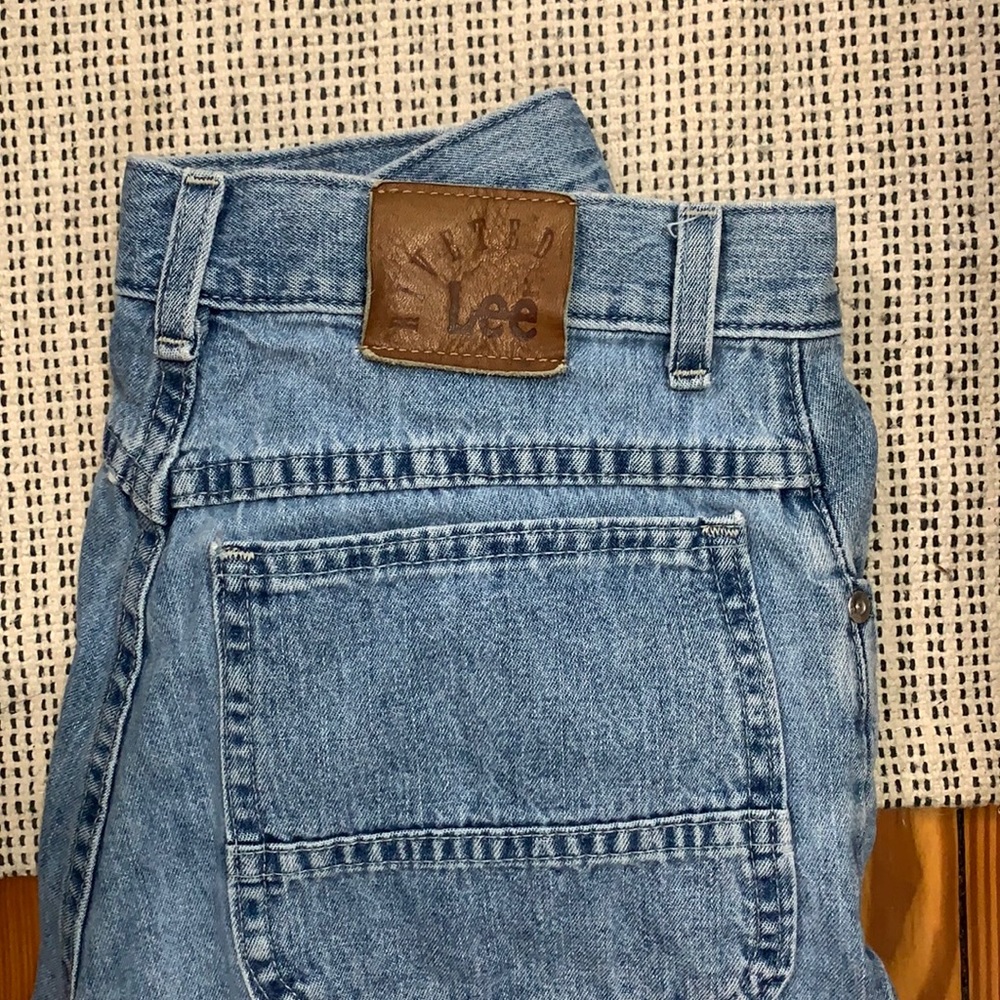 Vintage Riveted Light Wash High Waisted Lee Mom Jean